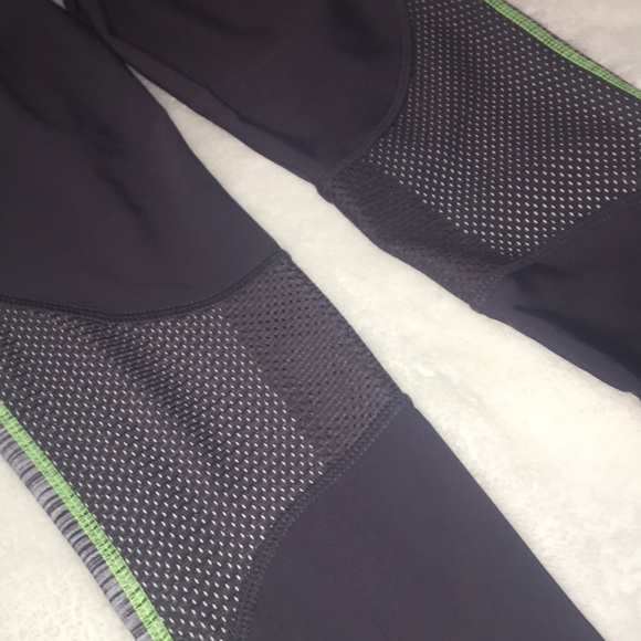 Cropped heather gray leggings - Picture 3 of 6